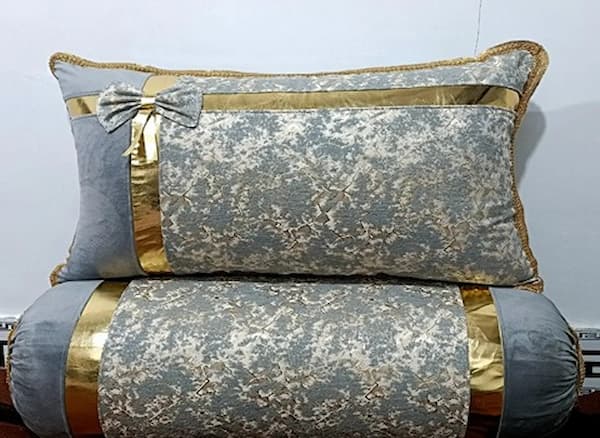 تصویر 1 از قیمت خرید روبالشتی گرد سنتی با فروش عمده